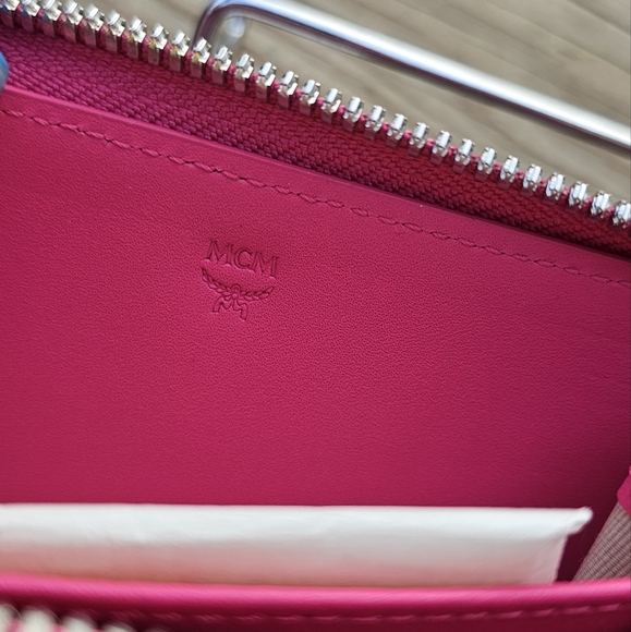 MCM Mini Veritas Hot Pink Denim Wallet - Picture 5 of 7